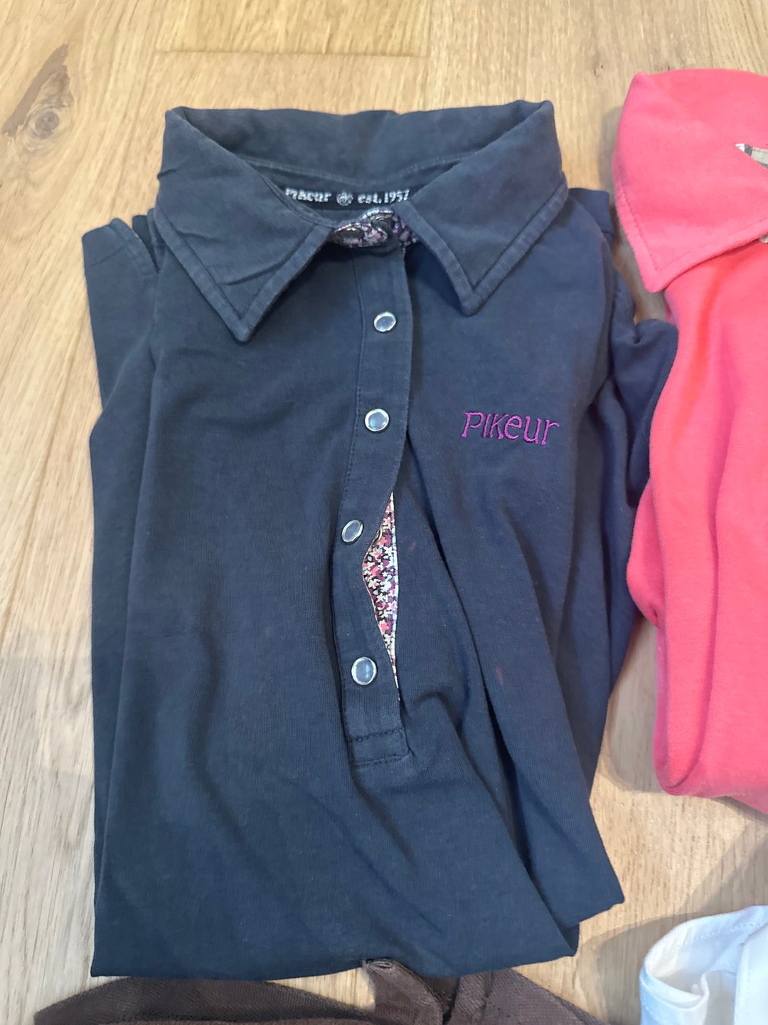 Lot de vêtements taille M, média 5