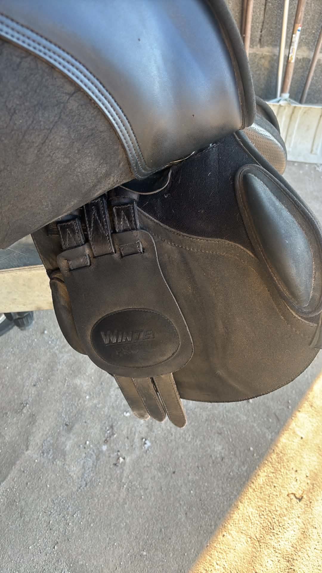 Selle Wintec 500 Close Contact, média 2