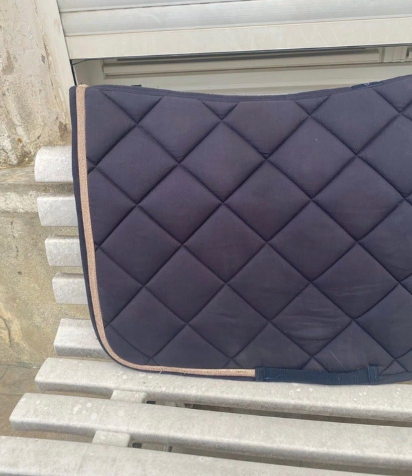Tapis de selle équitheme bleu nuit à strass rose, média 5