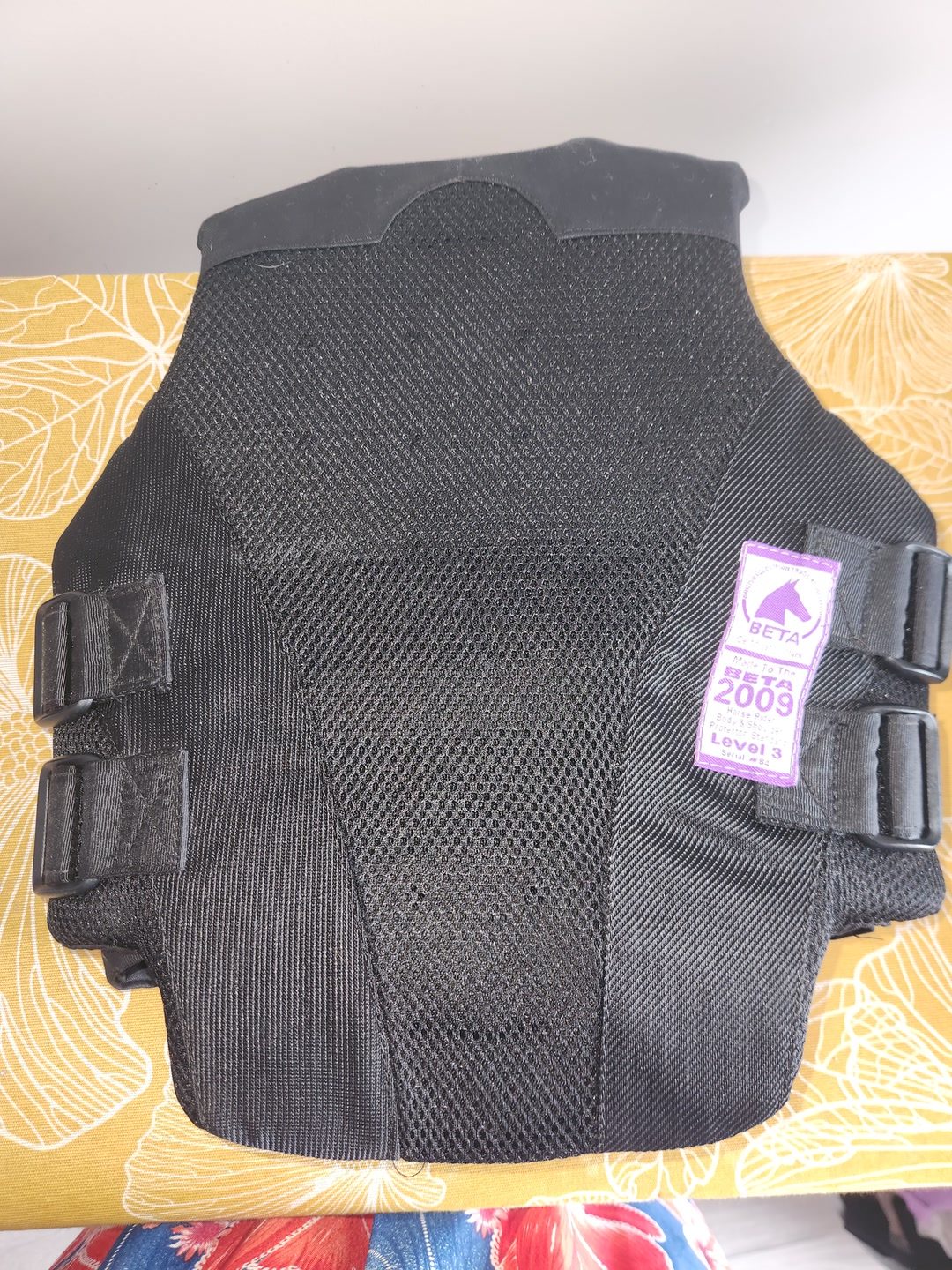 Gilet cross enfant neuf, média 2