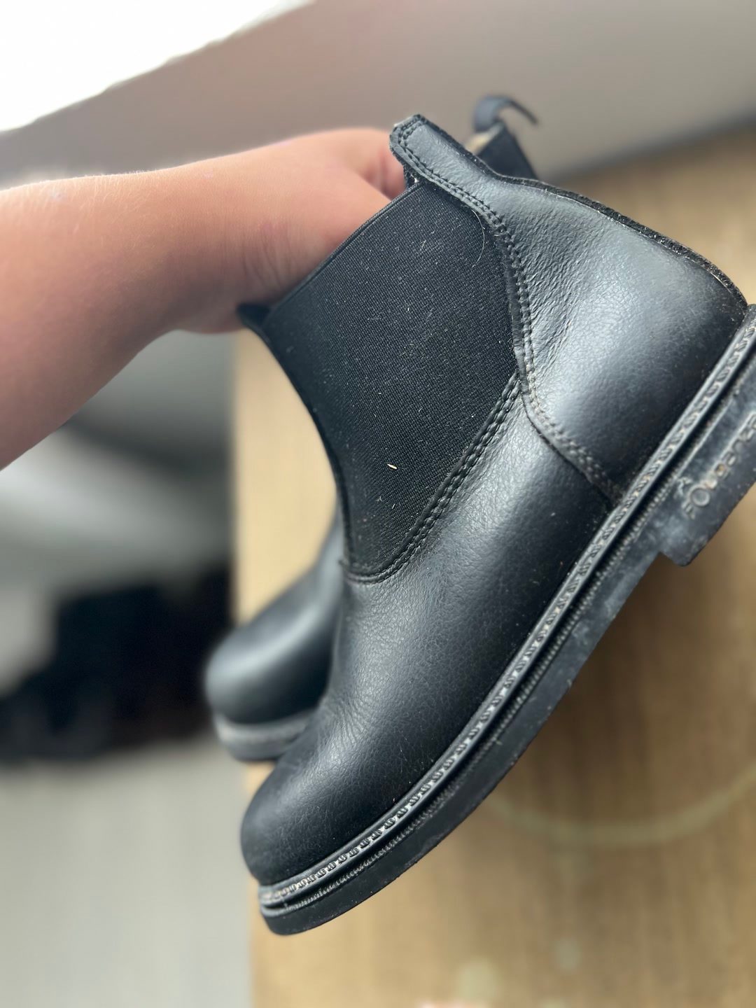 Bottes taille 34, média 3
