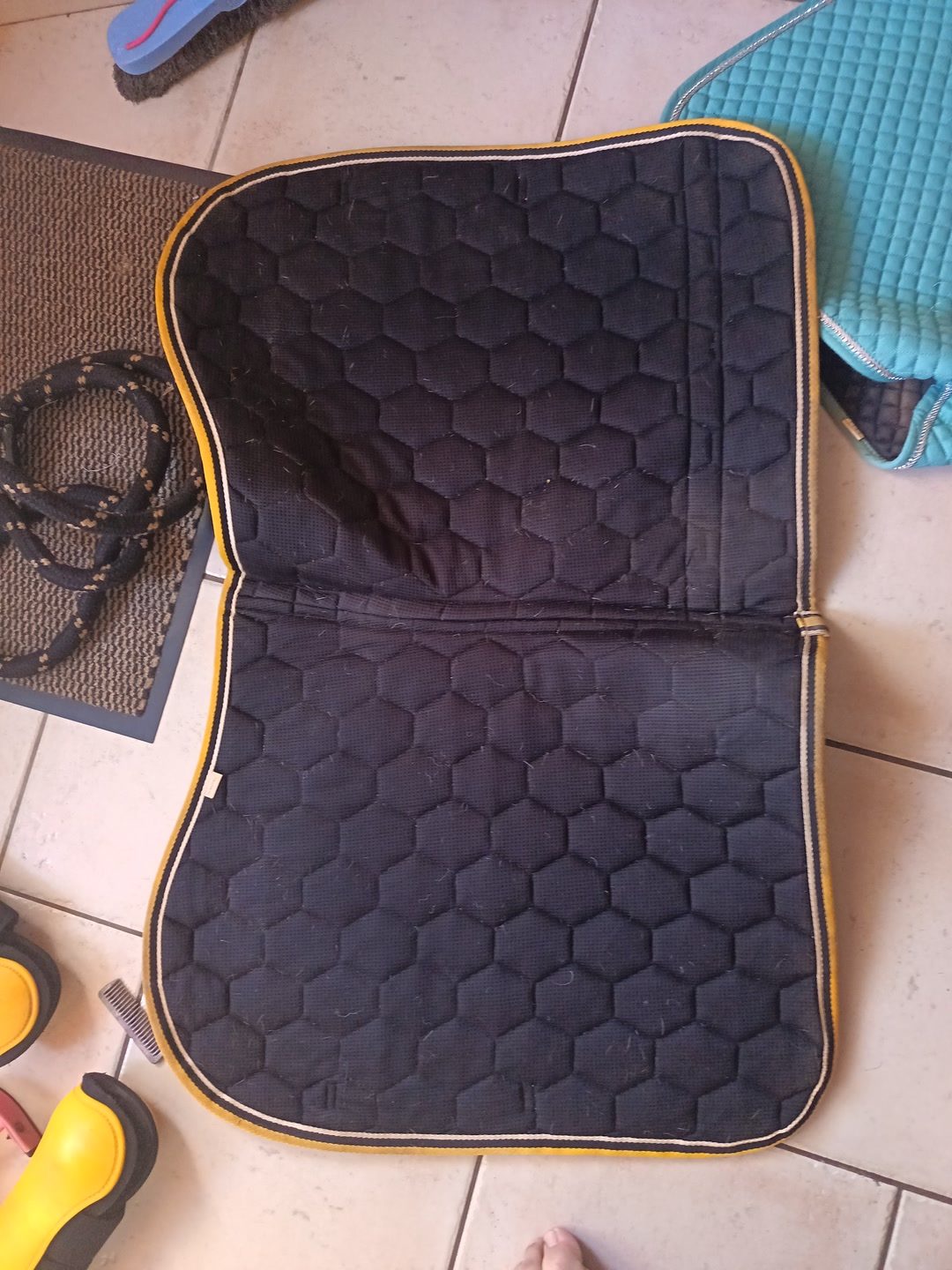 Tapis jaune Jumping, média 3