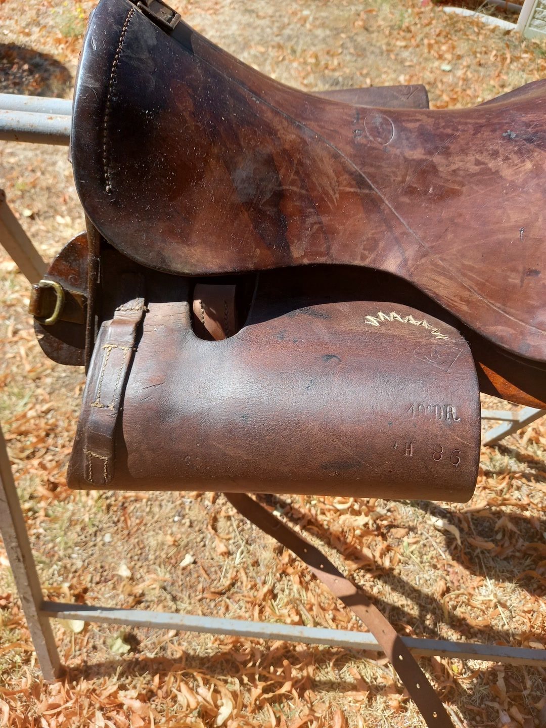 Selle ancienne cavalerie 1914, média 3