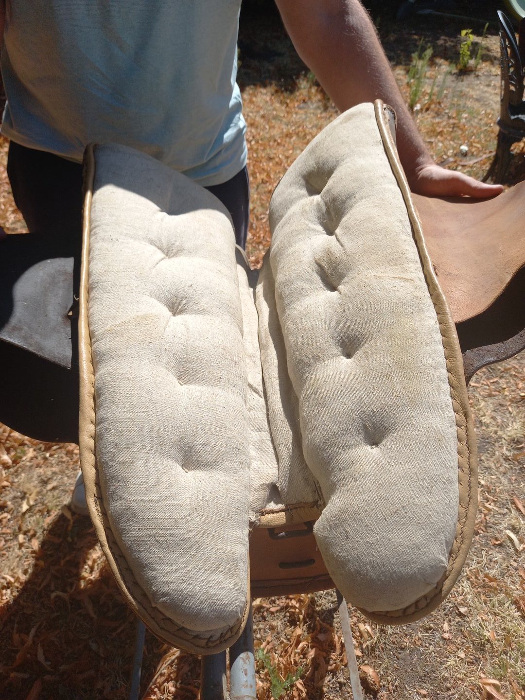 Selle cuir ancienne, média 4