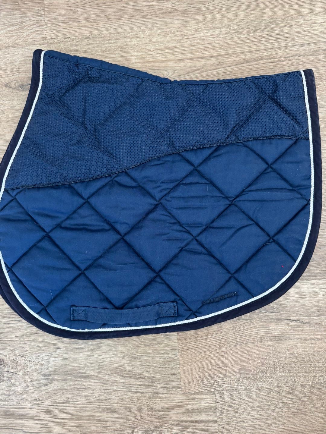 Tapis pour cheval, média 2
