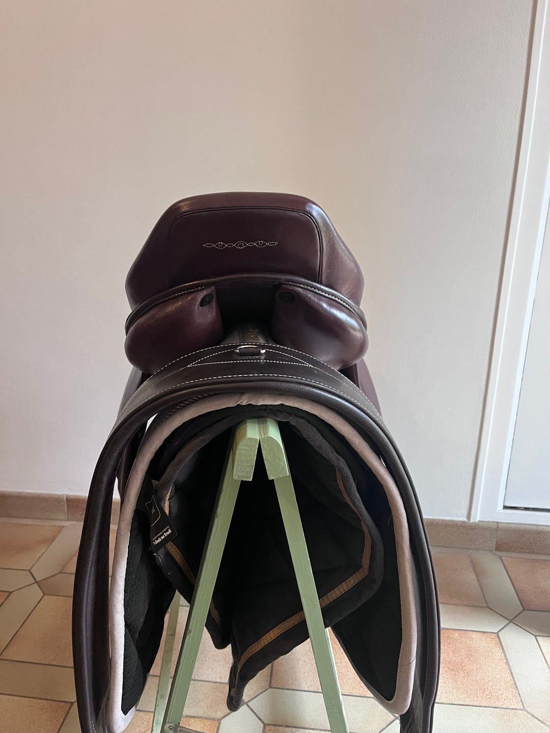 SELLE FOUGANZA 500 CUIR 17,5 - ÉTAT comme NEUF, média 4