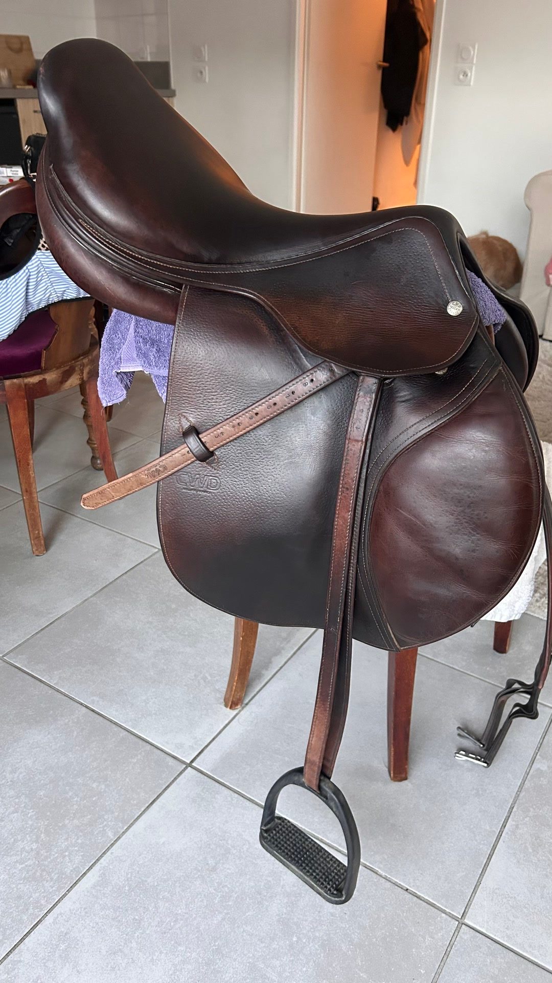 Selle de cheval CWD, média 6