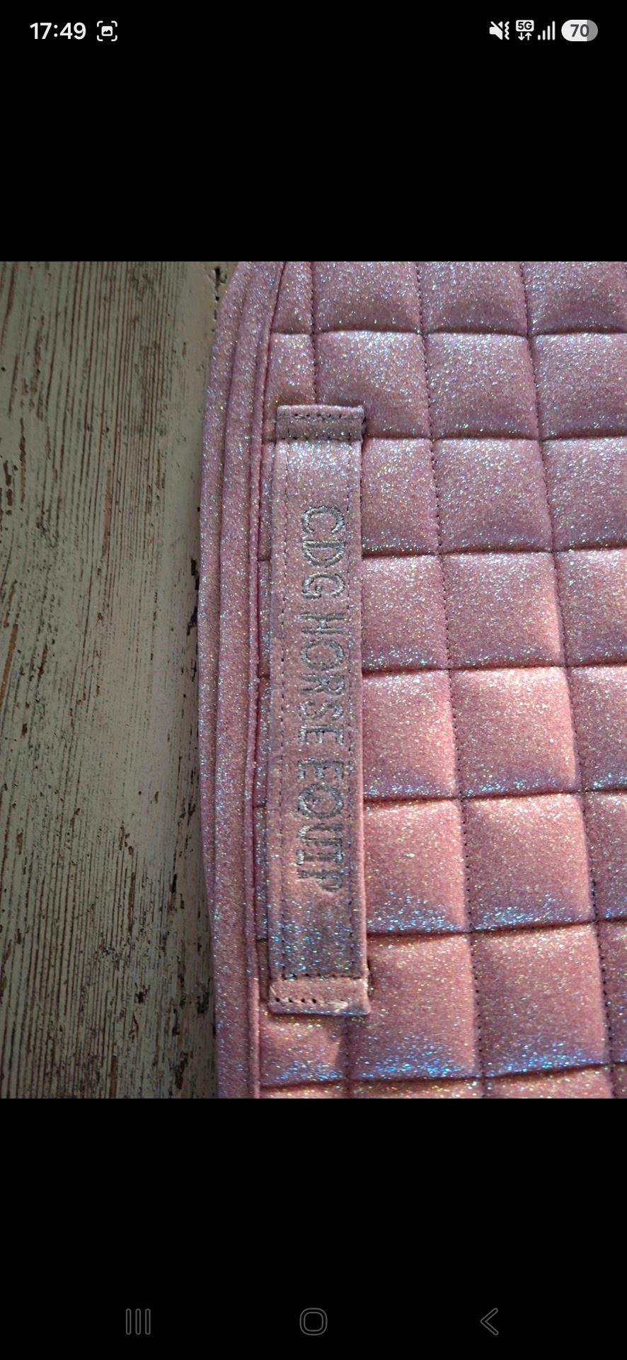 Tapis paillettes, média 2