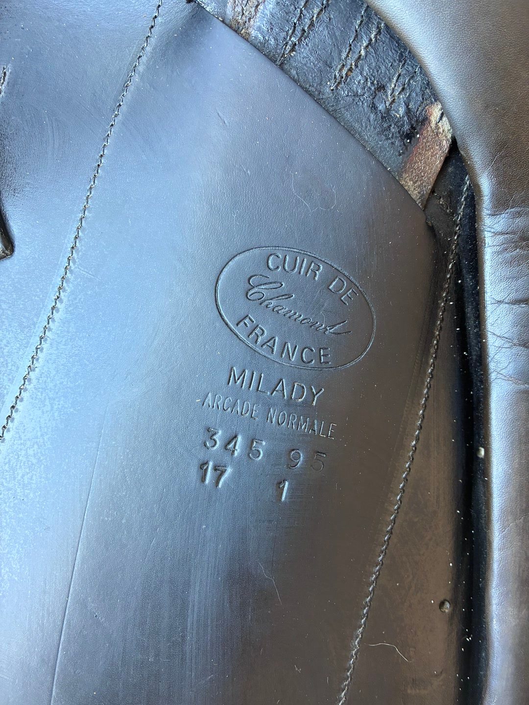 Selle dressage Devoucoux, média 3