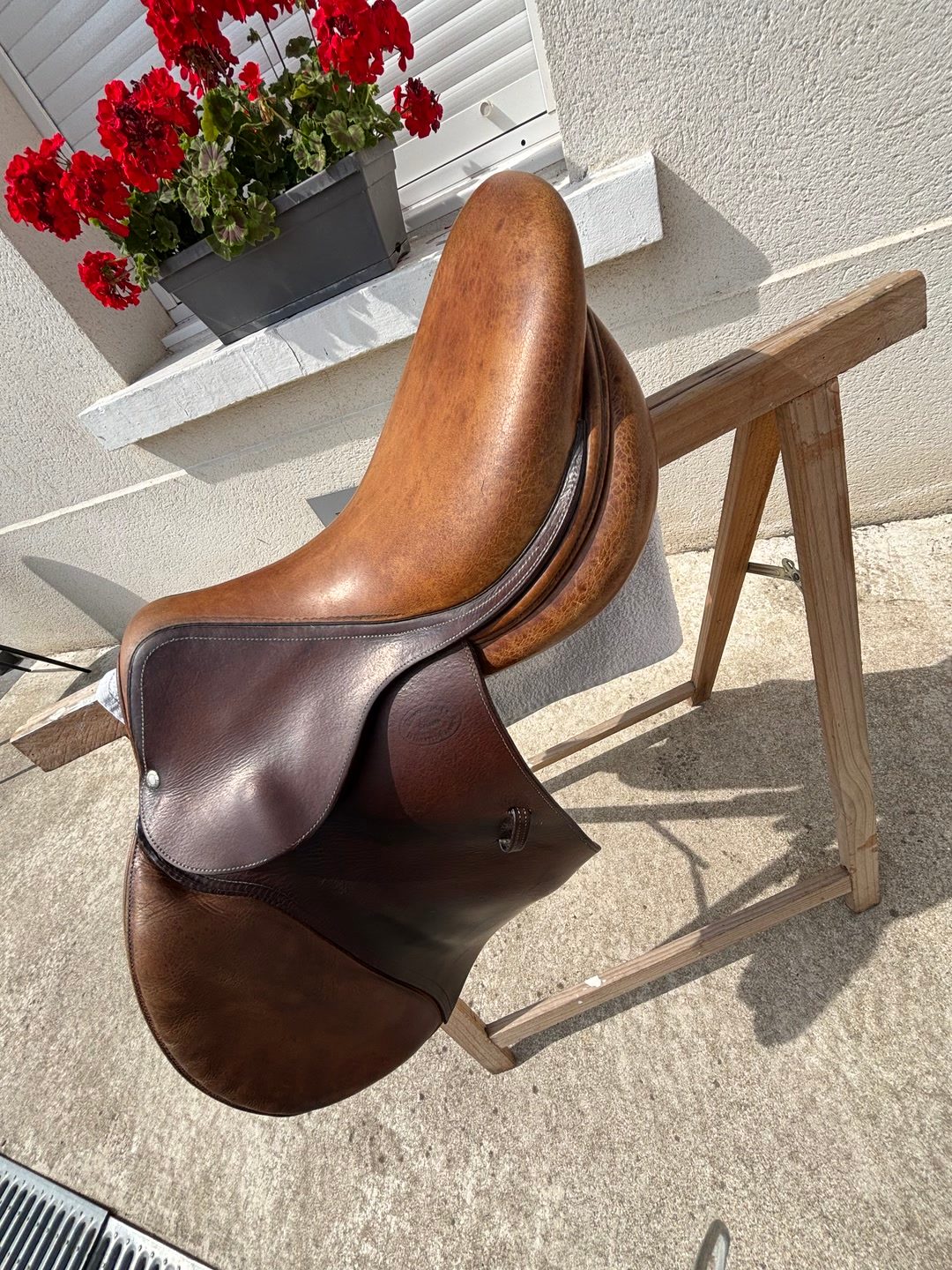 Selle Devoucoux, média 8