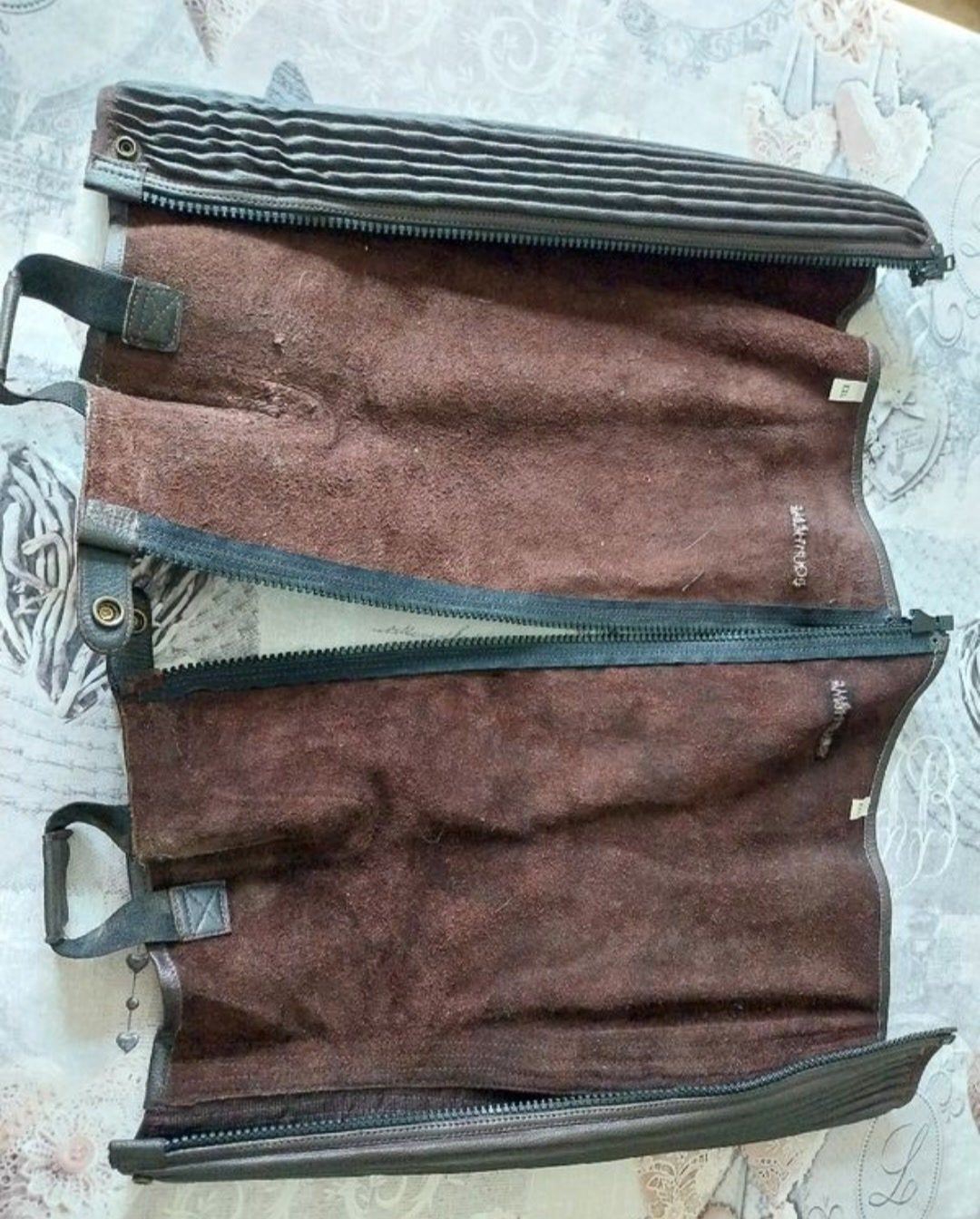 Chaps, média 3