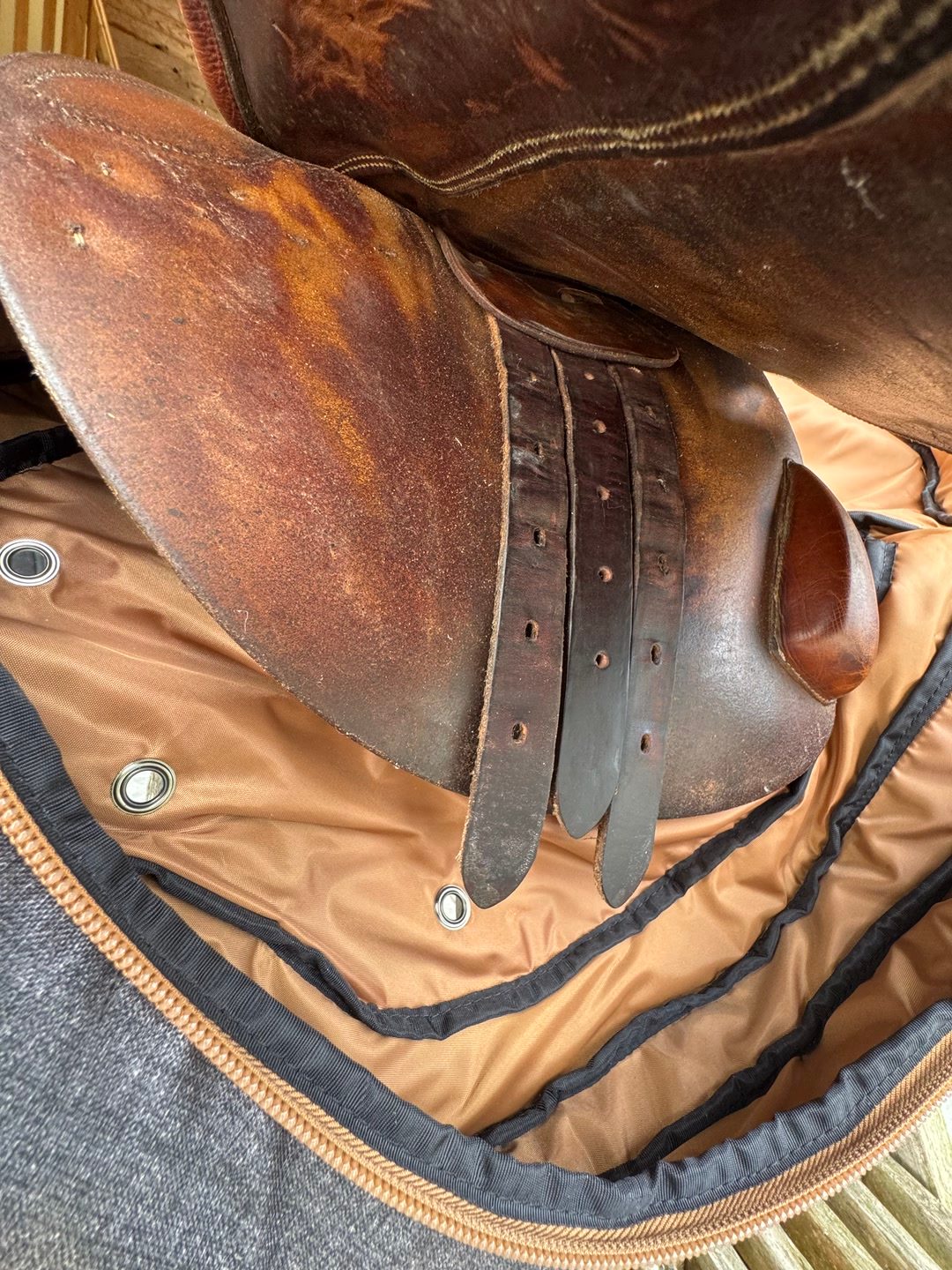 Selle belloir saumur 17,5 pouces, média 11