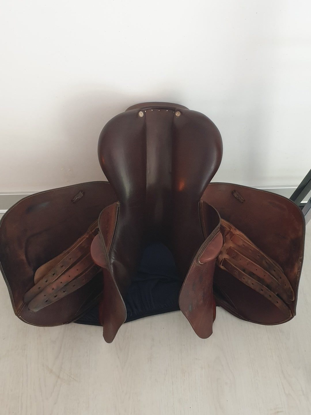 Selle GBS Excellent état 18 ‘´, média 2