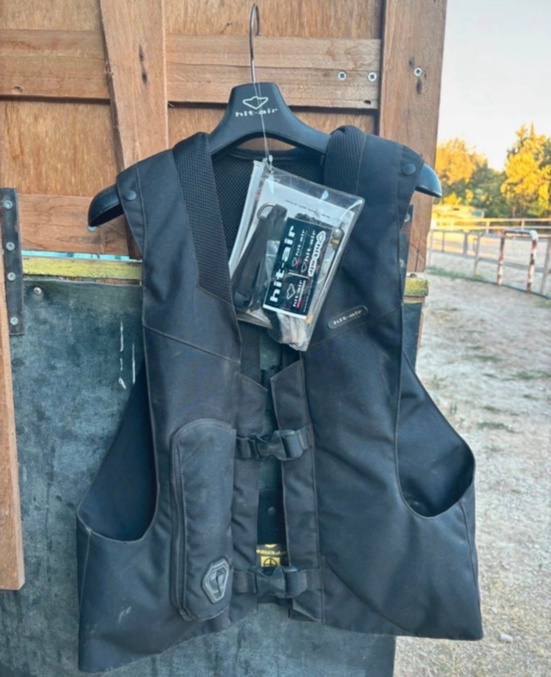 Gilet de protection Air bag hitair négociable, média 2