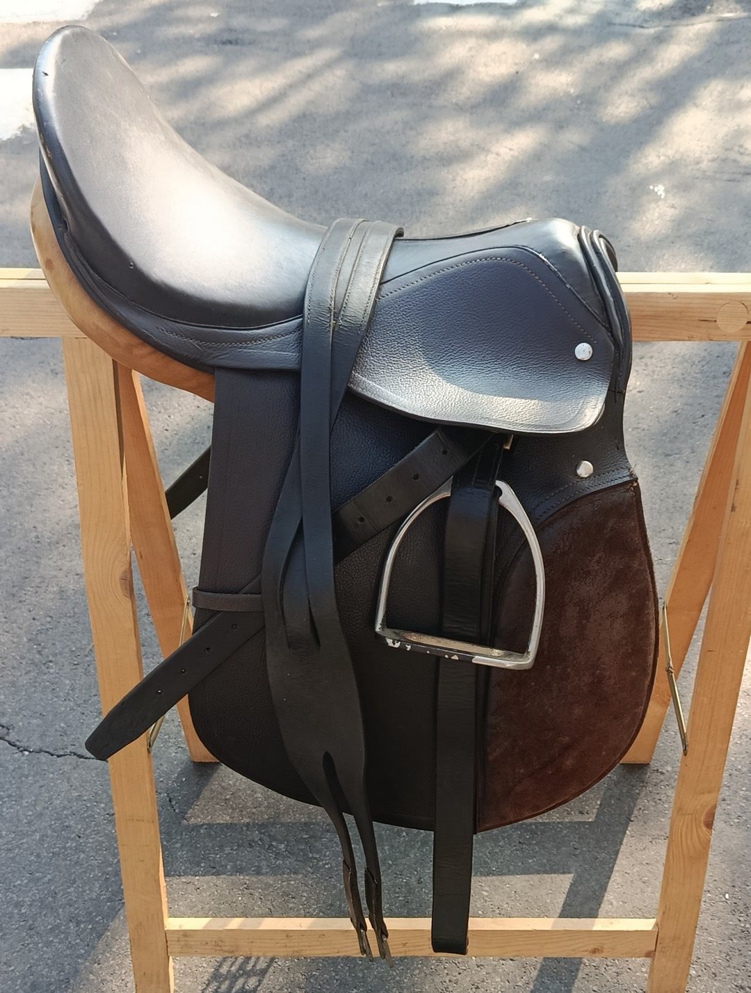 Selle mixte Bon état, média 3