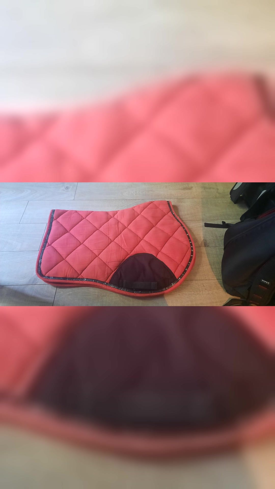 Tapis rouge/glossy, média 3