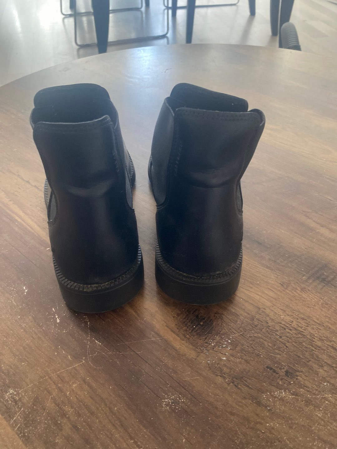 Boots, média 3