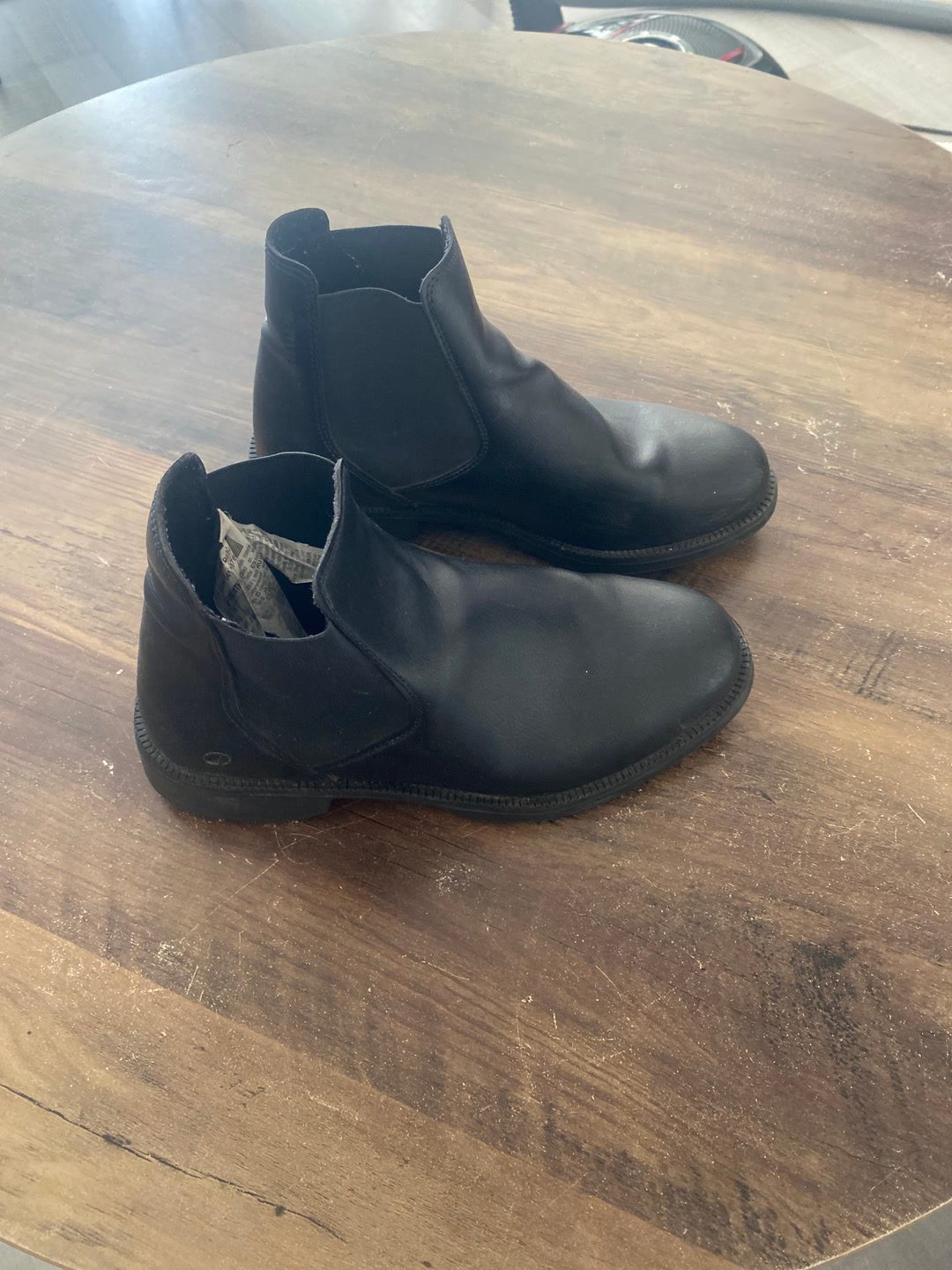 Boots, média 2