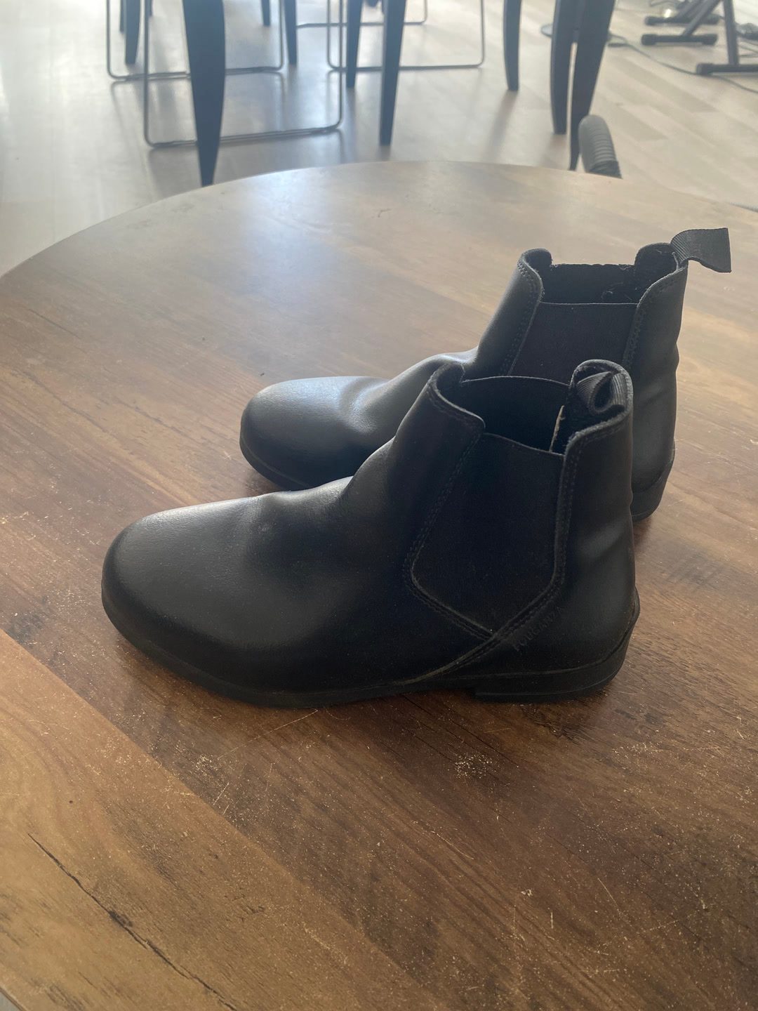 Boots, média 2