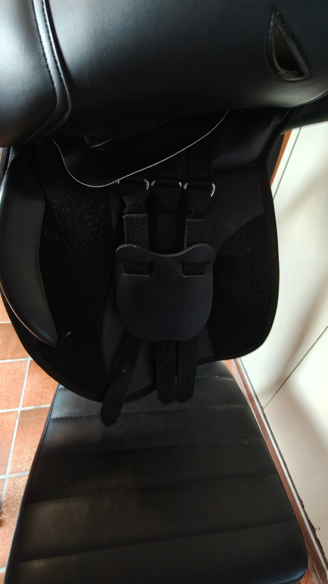 Selle mixte Synthia 17,5", média 8