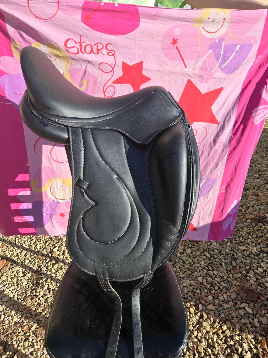 Selle de dressage Antares 17,5, média 3