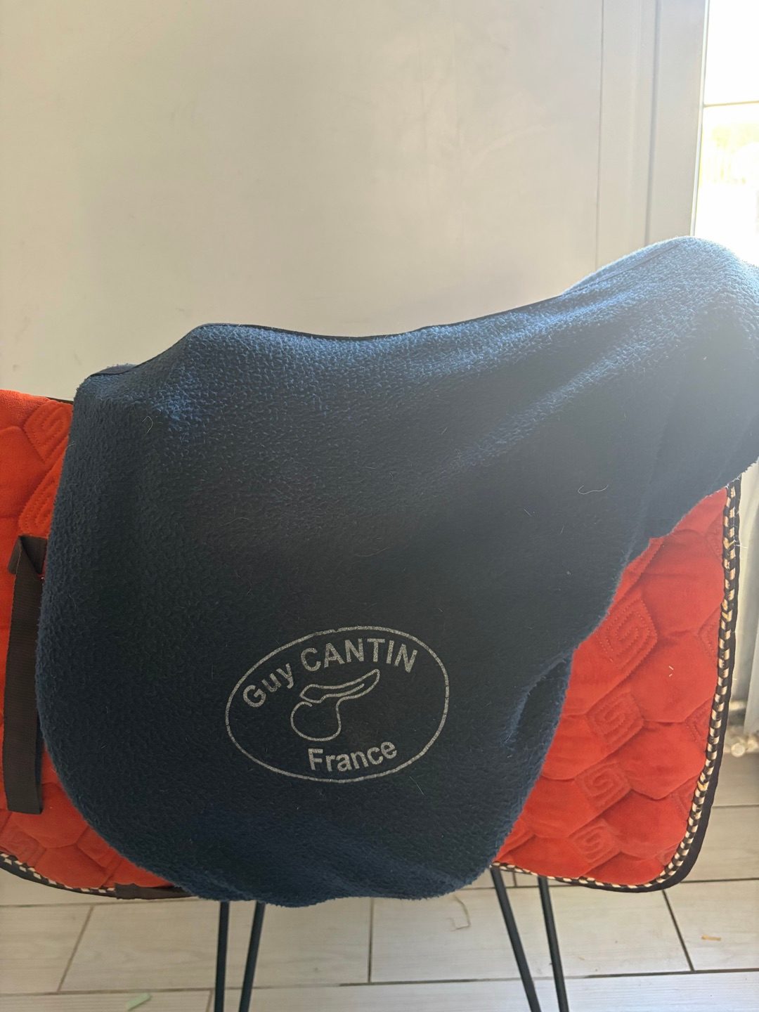 Selle Guy Cantin 15,5, média 8
