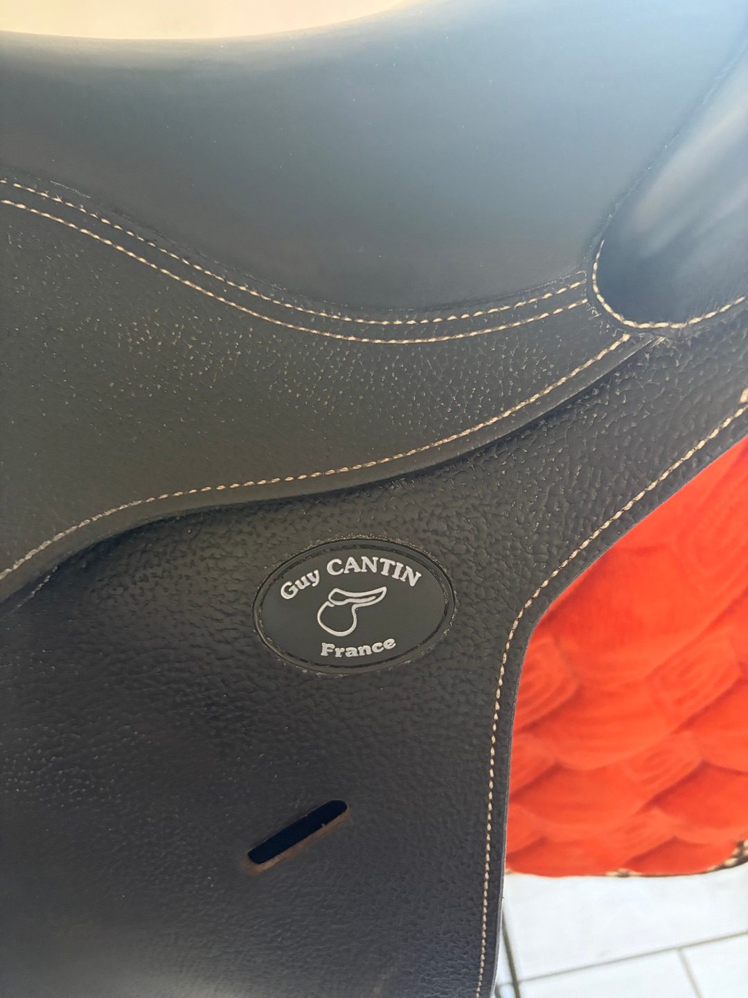 Selle Guy Cantin 15,5, média 7
