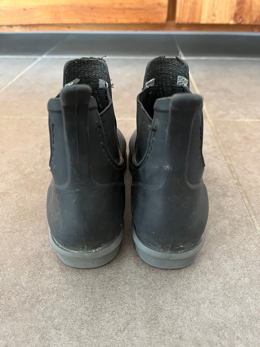 Boots, 33 fouganza, média 4