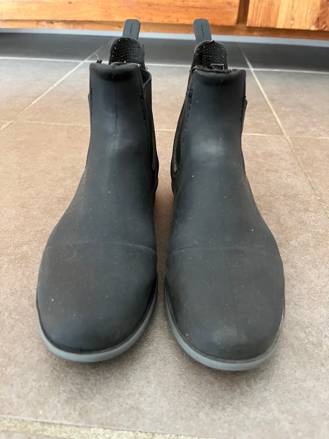 Boots, 33 fouganza, média 3