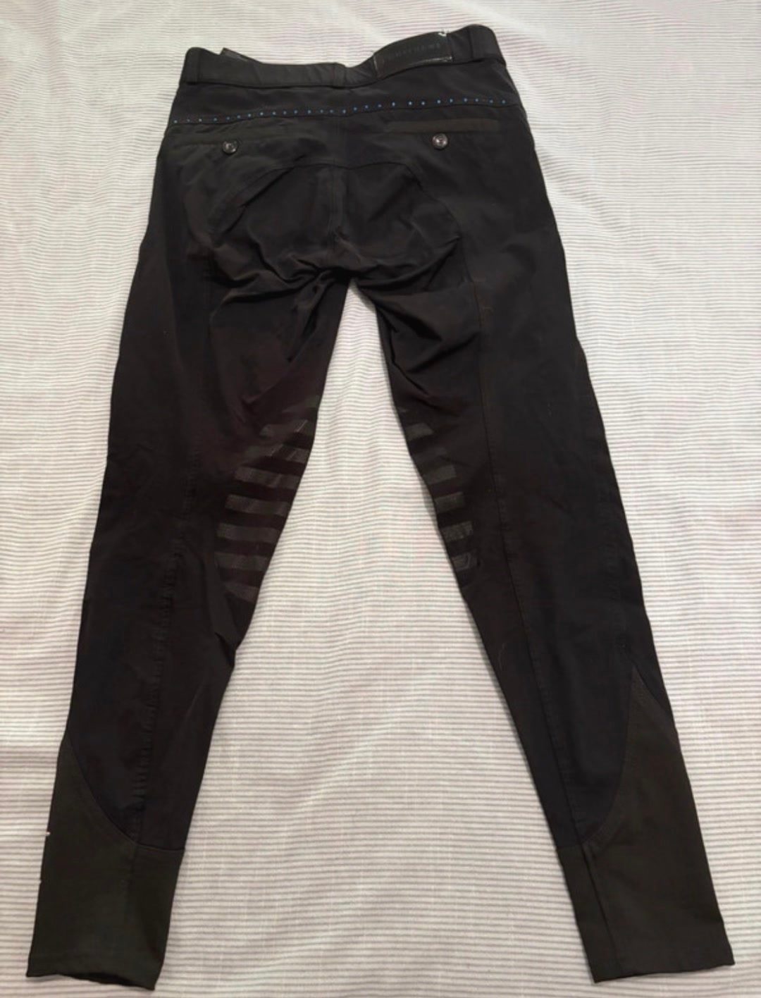 Pantalon, média 6