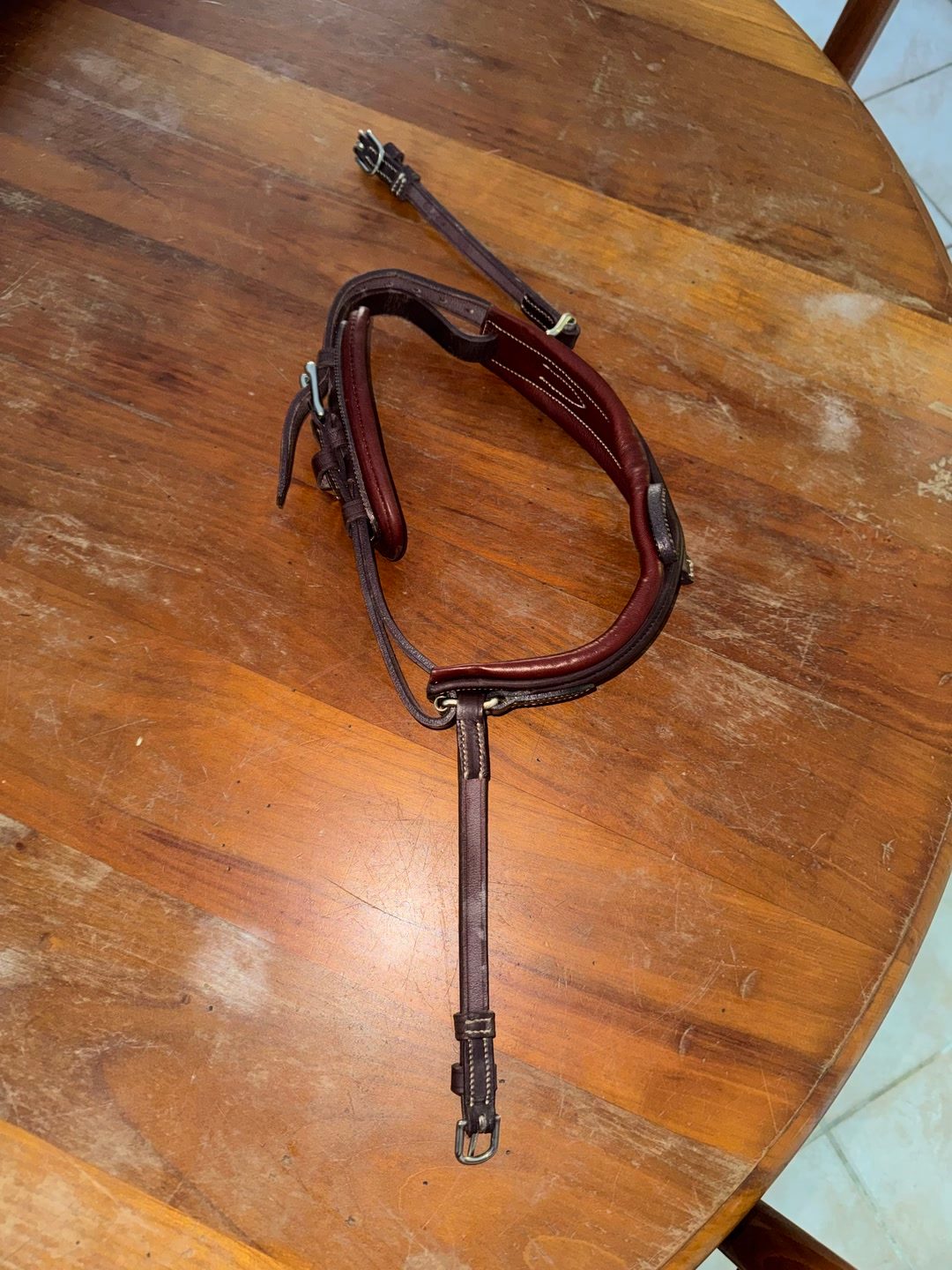 MUSEROLLE BIARRITZ DEVOUCOUX — TAILLE S — HAVANE — NEUVE, média 3