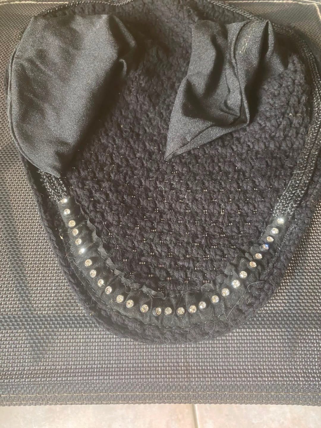 Bonnet noir avec strass Fouganza, média 6