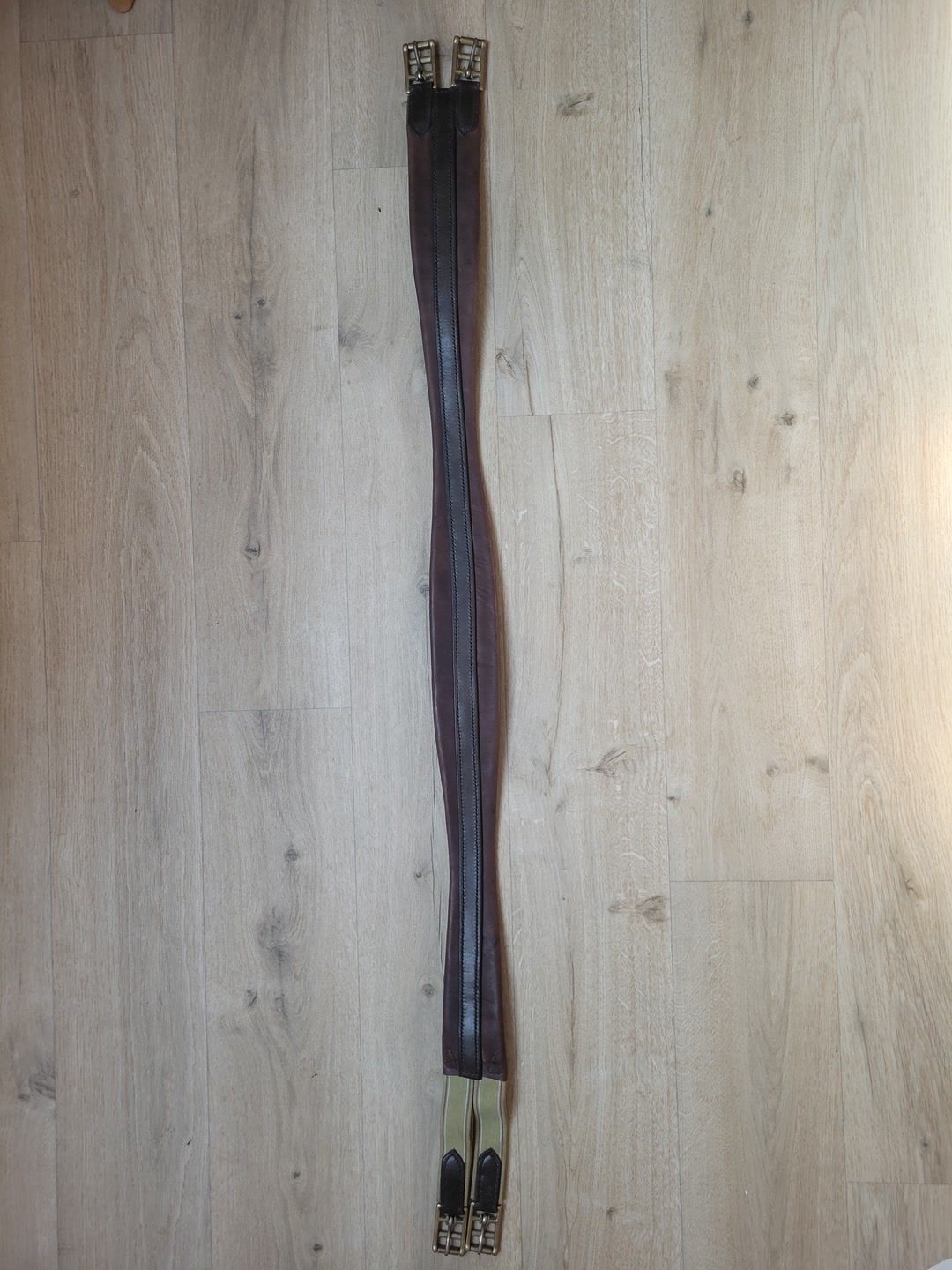 Sangle anatomique en cuir 140cm, média 2