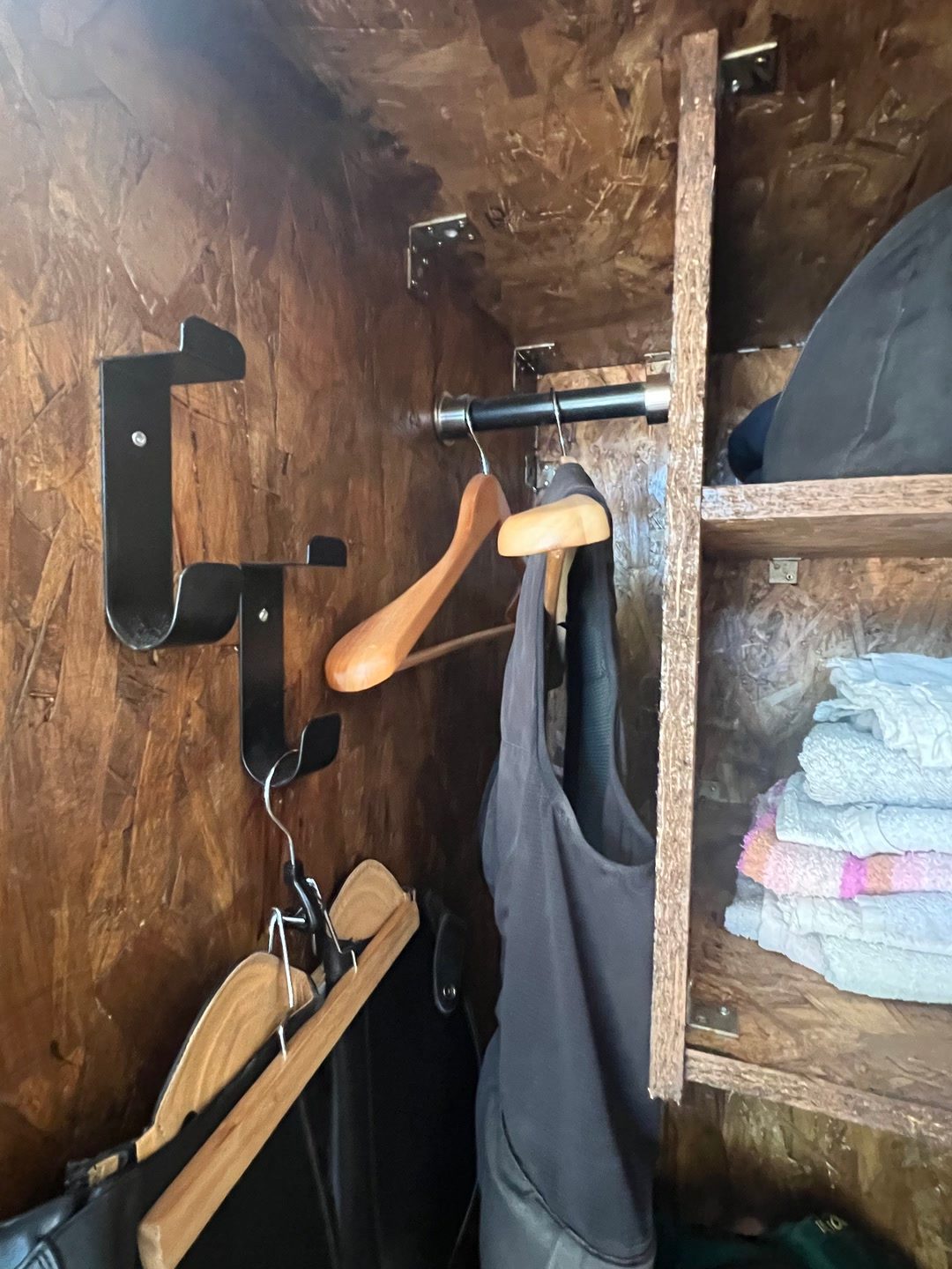 Armoire sellerie Materiel d’écurie, média 4