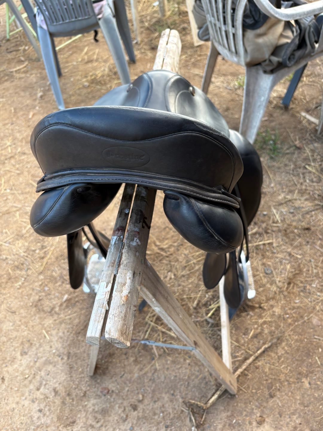 Selle de dresssage, média 5