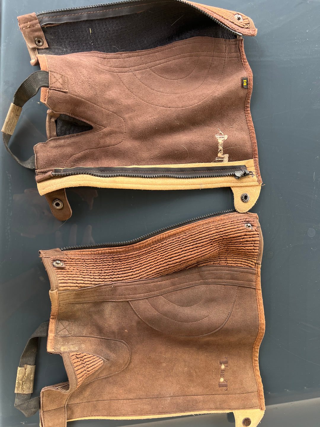 Bottines et chaps, média 3