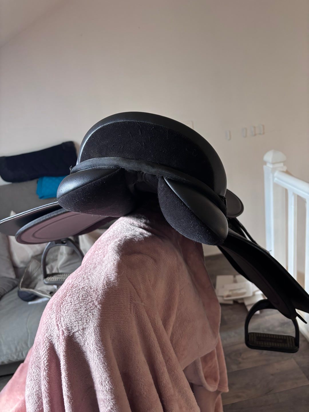 Selle Norton 15 pouces, média 4
