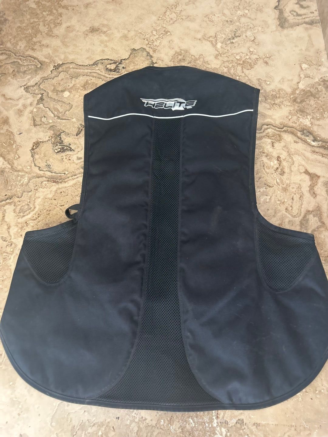 Gilet airbag HELITE – Taille S Très bon état, média 2