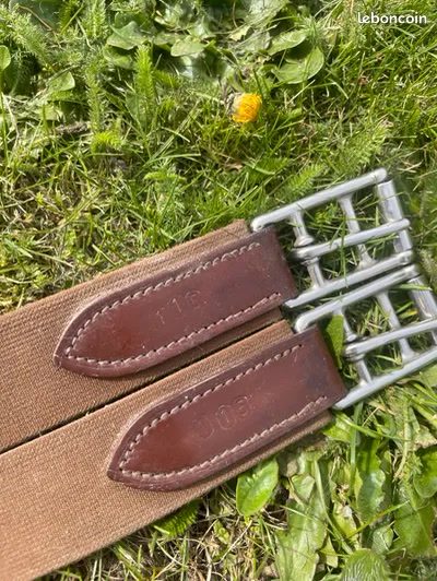 Sangle cuir 115 cms, média 3
