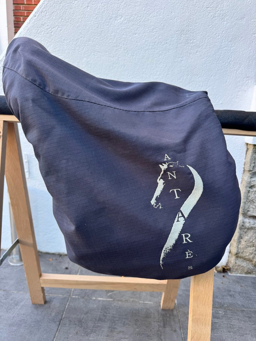 Selle Antarès marron, média 10
