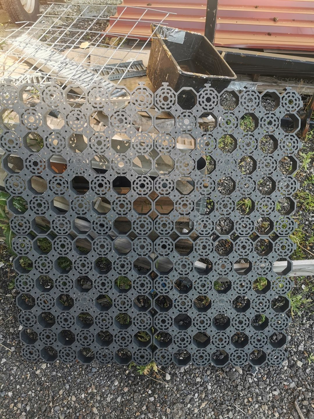 Dalles de stabilisation type ecoraster et antiboue, média 2