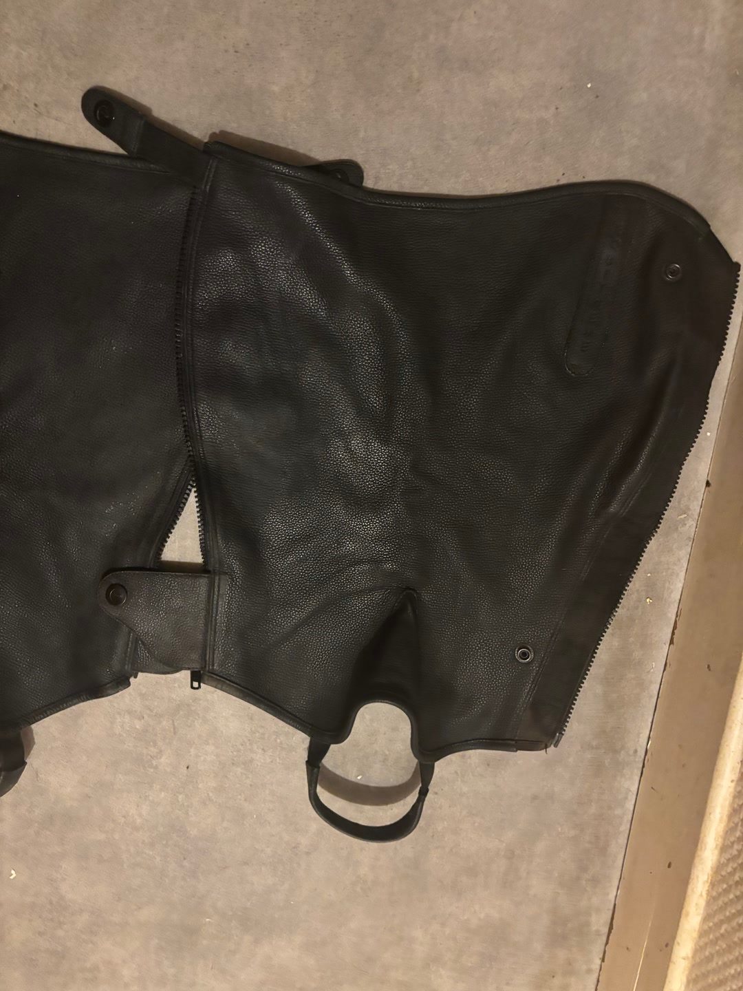 Chaps en cuir, média 3