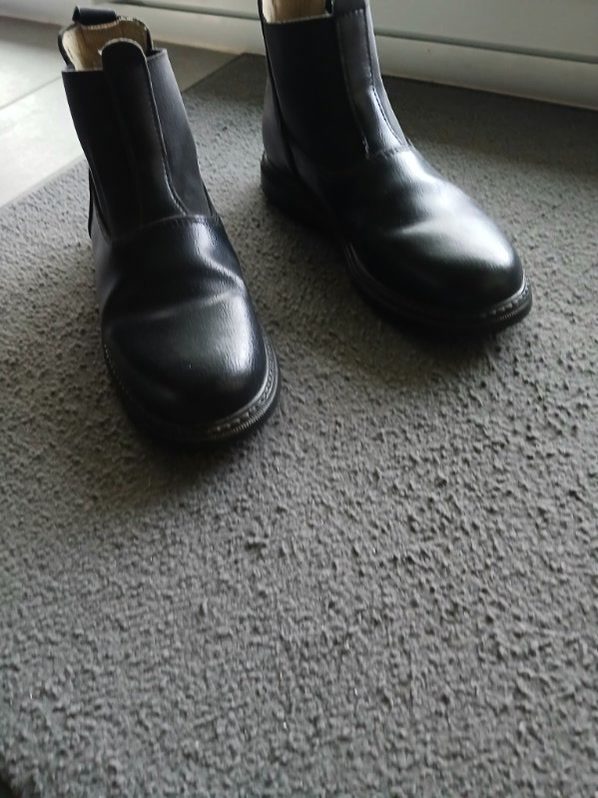 Boots, média 2