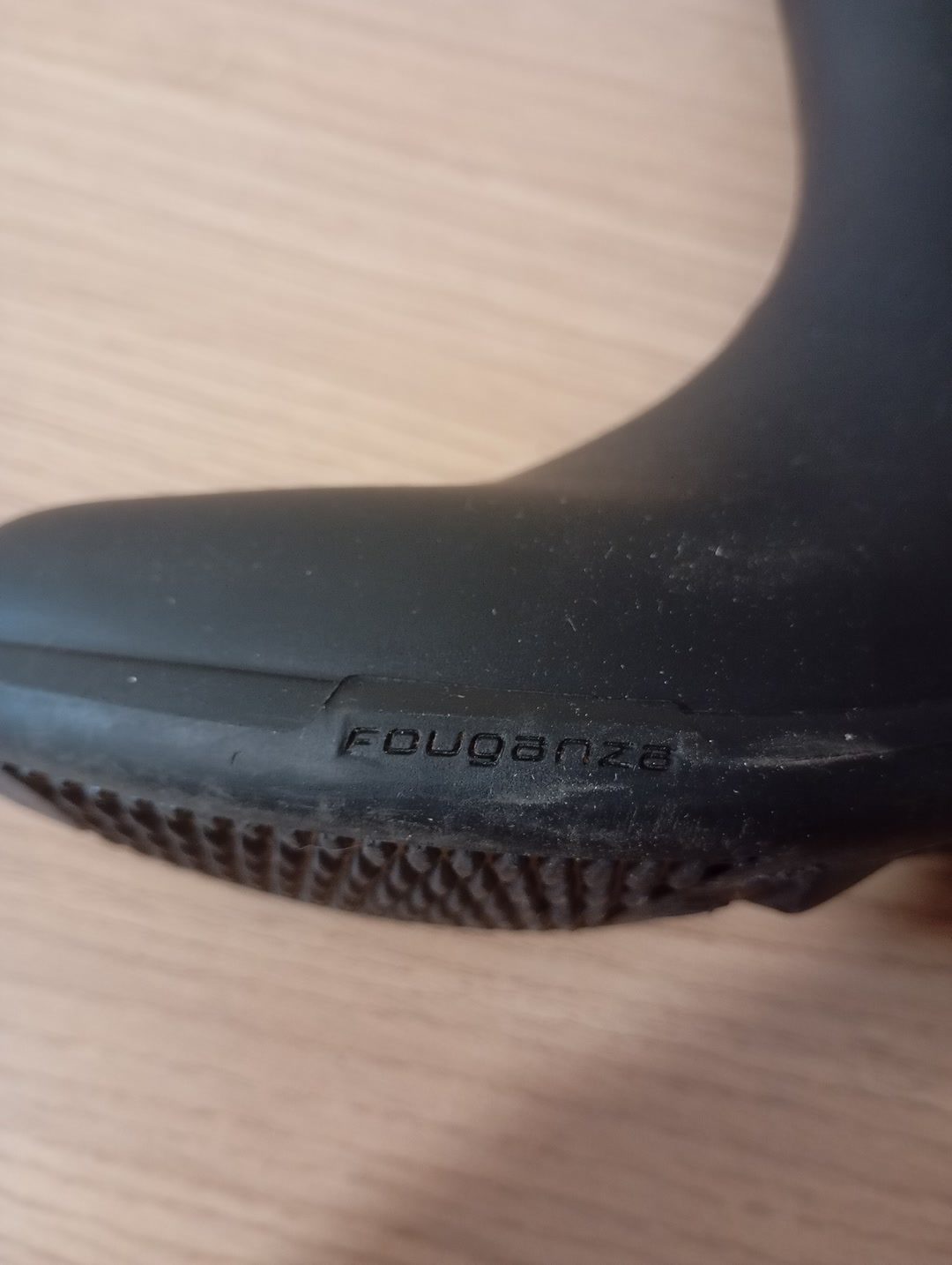 Botte en plastique, média 2