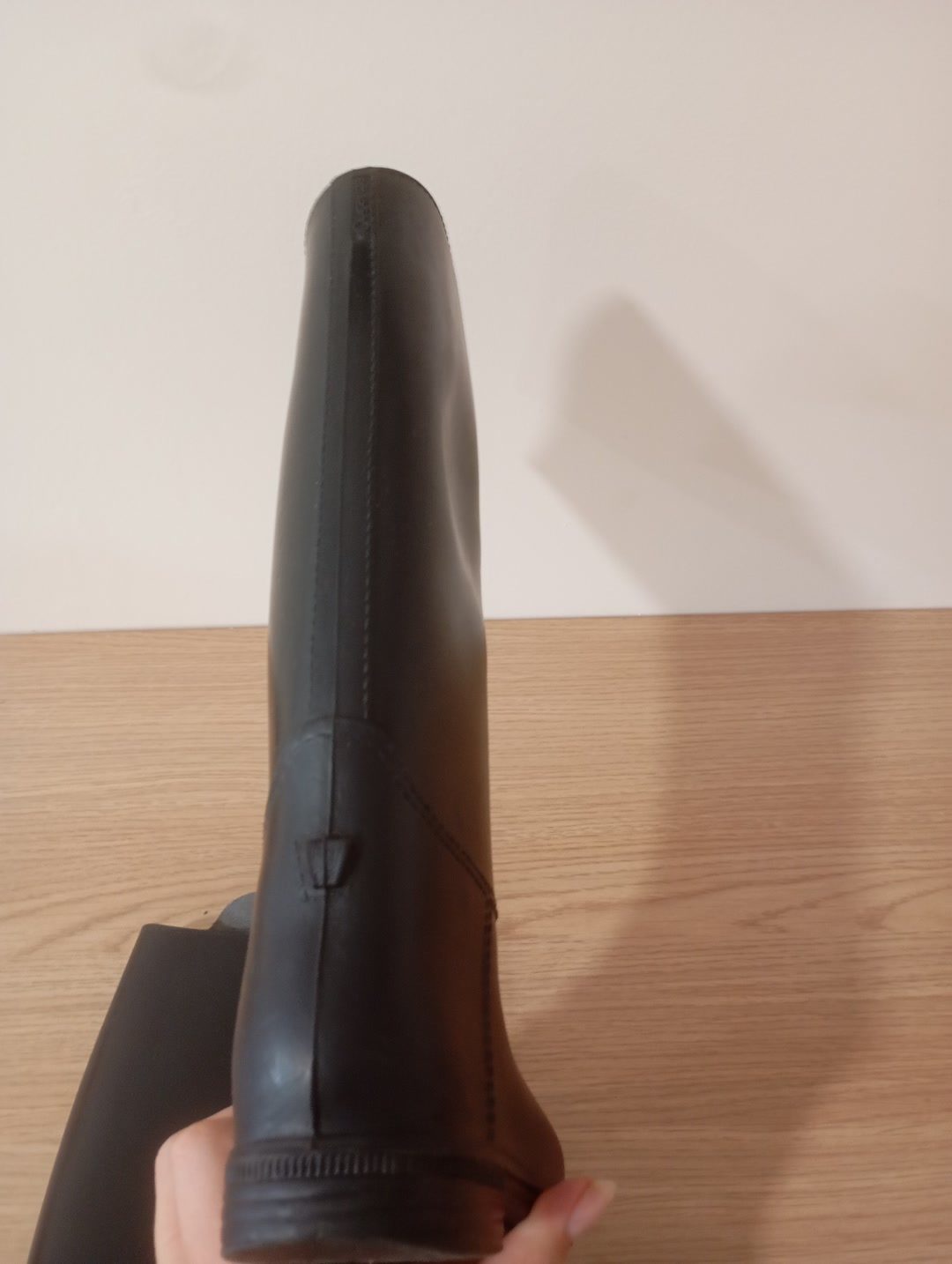 Botte en plastique, média 3