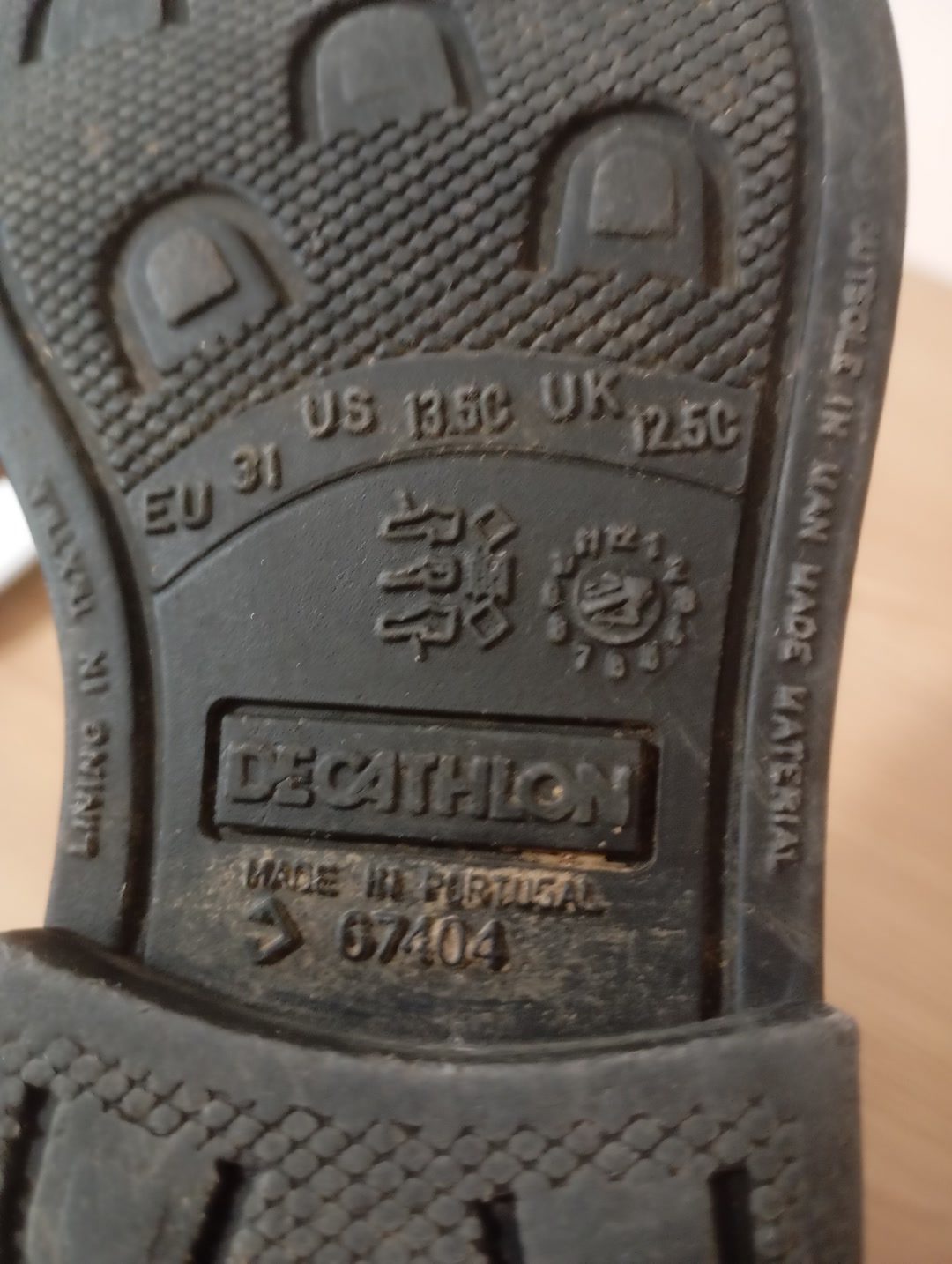 Botte en plastique, média 2