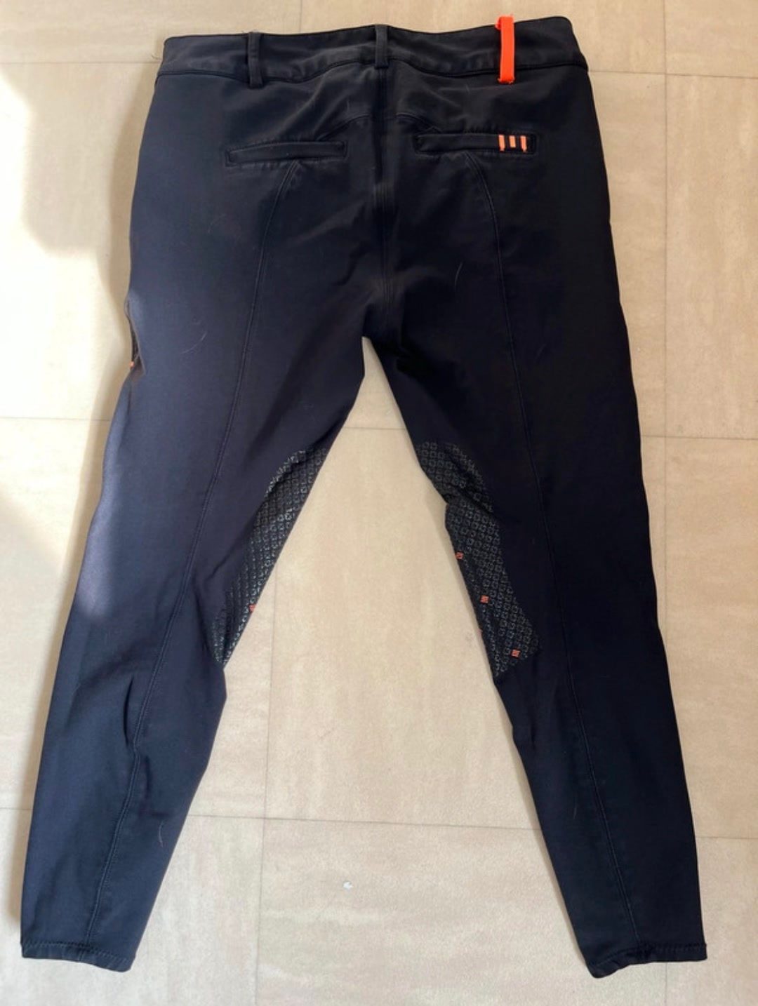 Pantalon Dark GEM, média 2