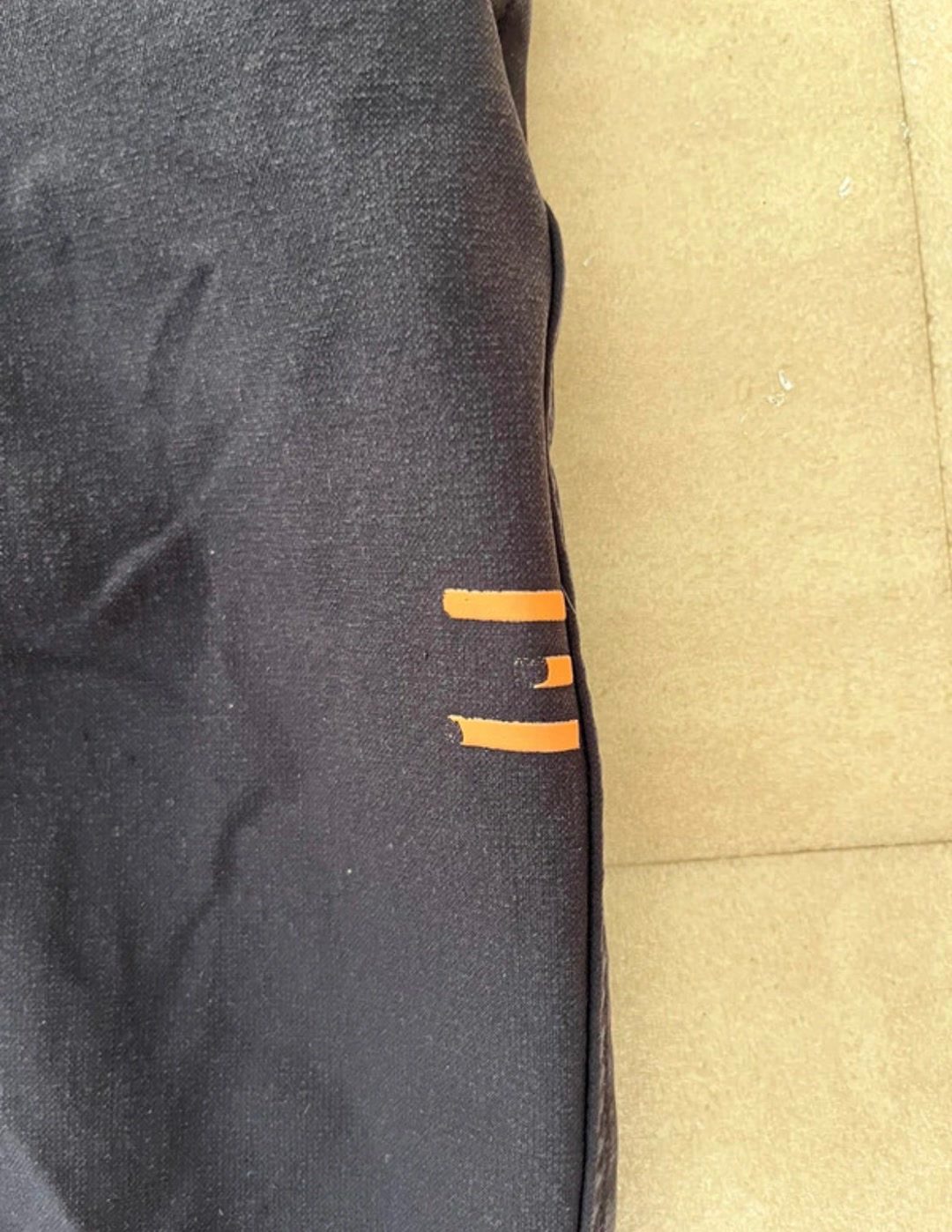 Pantalon Dark GEM, média 3