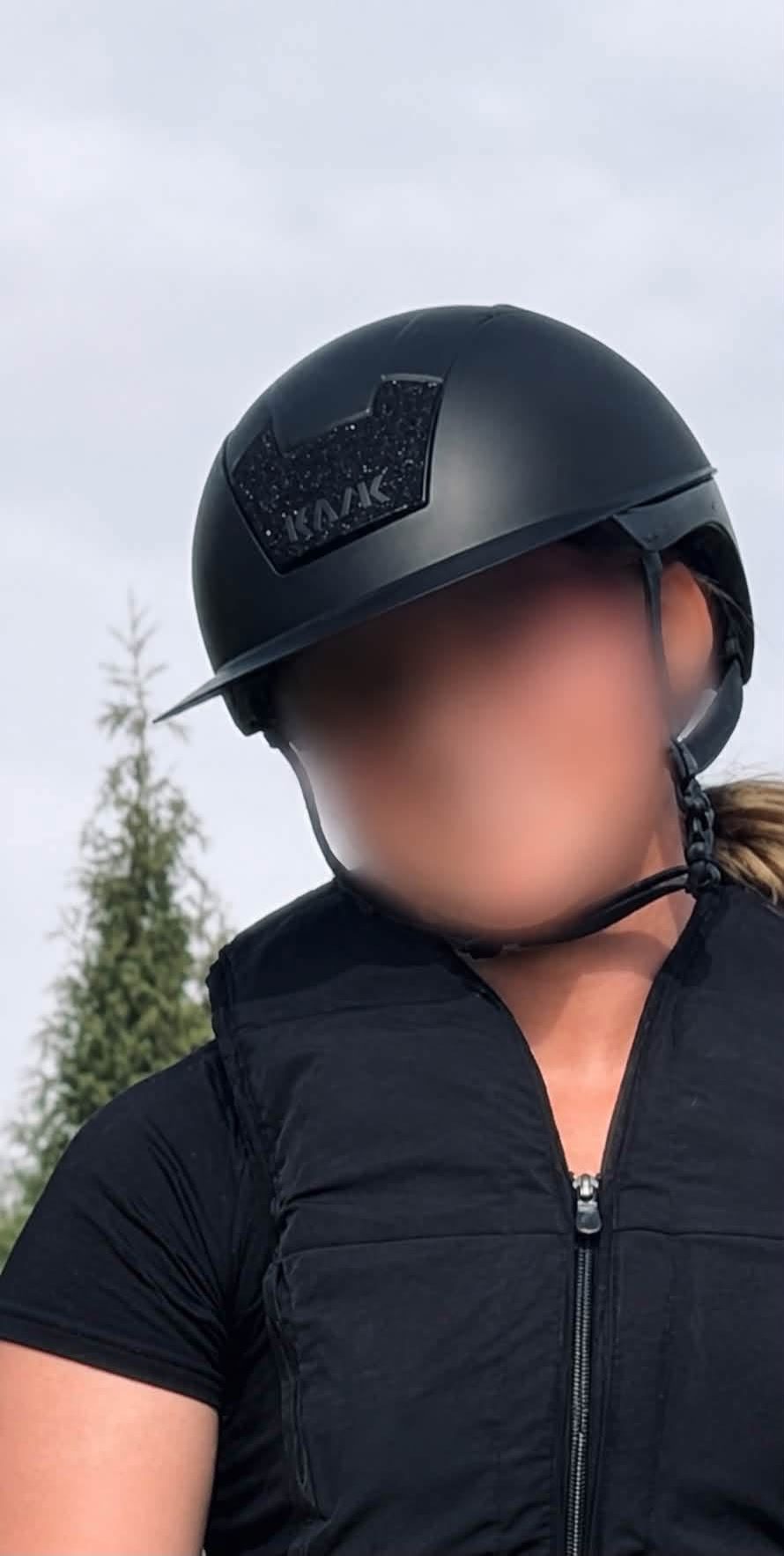 Kask Kooki lady visière large, média 2