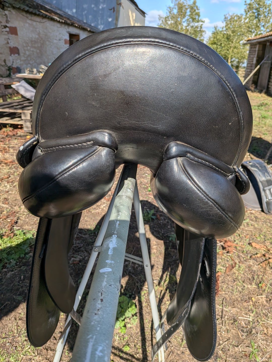Selle de dressage stubben virginia, média 2